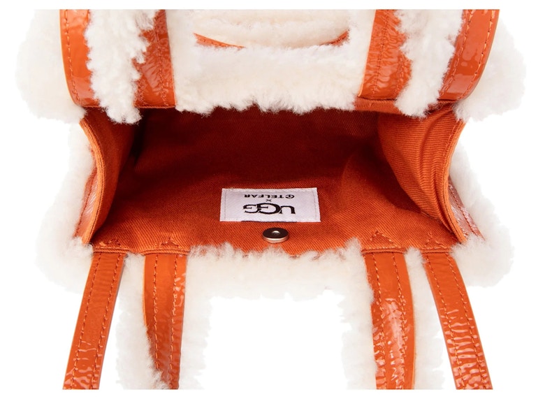 Lookbook Telfar x UGG 小号购物袋褶皱香辣南瓜色