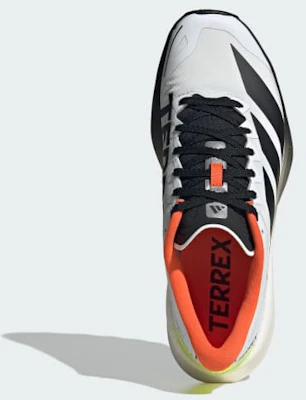 Zapatillas Trail Running Terrex Agravic 4 adidas. Blanco/Negro/Naranja Impacto. KJ8872 Lookbook Zapatillas Trail Running Terrex Agravic 4 adidas. Blanco/Negro/Naranja Impacto. KJ8872