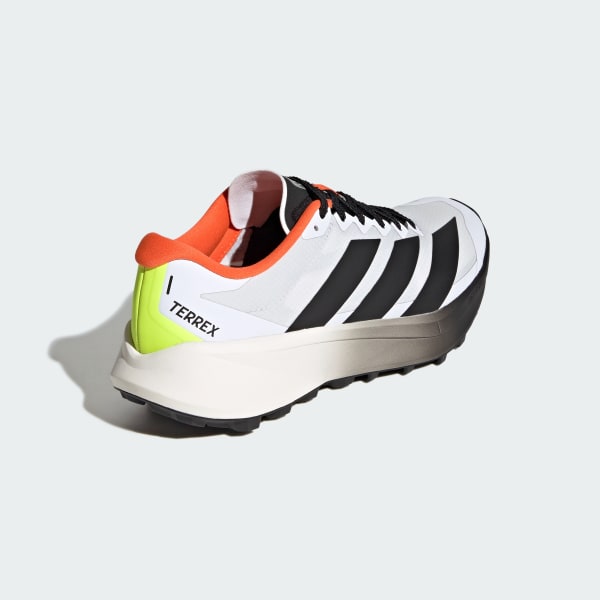 Details for Zapatillas Trail Running Terrex Agravic 4 adidas. Blanco/Negro/Naranja Impacto. KJ8872