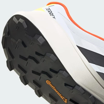Zapatillas Trail Running Terrex Agravic 4 adidas. Blanco/Negro/Naranja Impacto. KJ8872 1