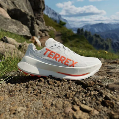 Terrex Agravic Speed Ultra 越野跑鞋 IH3764 Shop Terrex Agravic Speed Ultra 越野跑鞋 IH3764