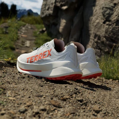 Terrex Agravic Speed Ultra 越野跑鞋 IH3764 Sizing Terrex Agravic Speed Ultra 越野跑鞋 IH3764