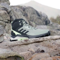 Botas de Senderismo Terrex AX4 Mid GORE-TEX IE2581 Lookbook Botas de Senderismo Terrex AX4 Mid GORE-TEX IE2581