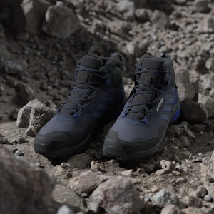 Botas de Senderismo Terrex AX4 Mid GORE-TEX. JP7379 Purchase Botas de Senderismo Terrex AX4 Mid GORE-TEX. JP7379