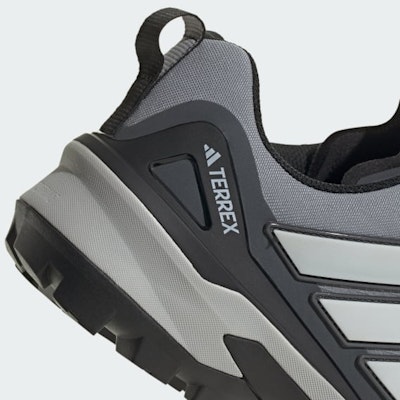 TERREX Skychaser GORE-TEX 登山鞋 IH1096 2