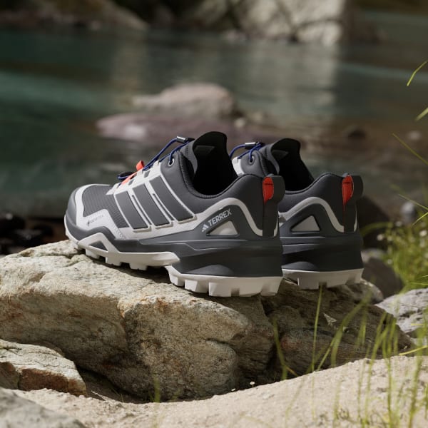 Cheap Sepatu Hiking TERREX Skychaser GORE-TEX IH2799