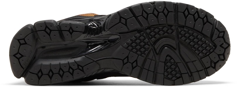 The Basement x New Balance 2002R Marrón Tierra M2002RBC Shop The Basement x New Balance 2002R Marrón Tierra M2002RBC