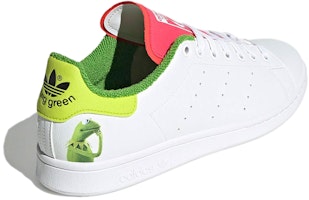 The Muppets x 阿迪达斯 史密斯 '青蛙柯米特-粉色鞋舌' GZ3098 Shop The Muppets x 阿迪达斯 史密斯 '青蛙柯米特-粉色鞋舌' GZ3098