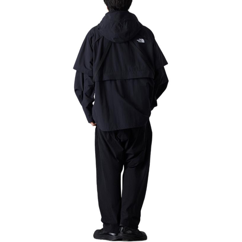 Lookbook The North Face 都會探險多口袋防水防風外套 黑色 NF0A8A8C-JK3