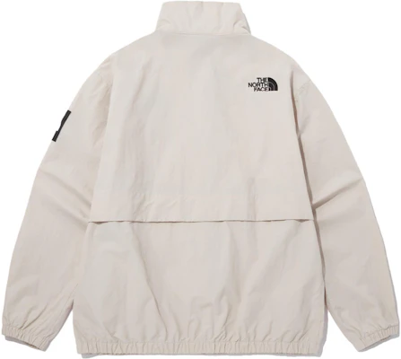 北面米色纯色标志印花拉链夹克男女通用 NJ3BP03K Lookbook 北面米色纯色标志印花拉链夹克男女通用 NJ3BP03K