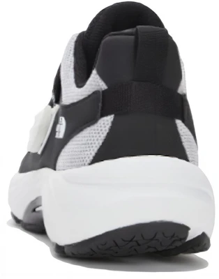 The North Face Boa ''Nero Bianco'' NS97P-20S Lookbook The North Face Boa ''Nero Bianco'' NS97P-20S