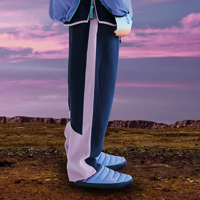 The North Face CLOT ThermoBall Traction Mules V 'Blue Purple' 圖 7