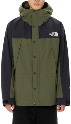 The North Face FW24 綠色/黑色拼接長袖Logo時尚外套. NP62450-NT Shop The North Face FW24 綠色/黑色拼接長袖Logo時尚外套. NP62450-NT