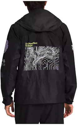The North Face 幾何圖形拼色黑色長袖外套 NF0A7ZXU-JK3 Lookbook The North Face 幾何圖形拼色黑色長袖外套 NF0A7ZXU-JK3