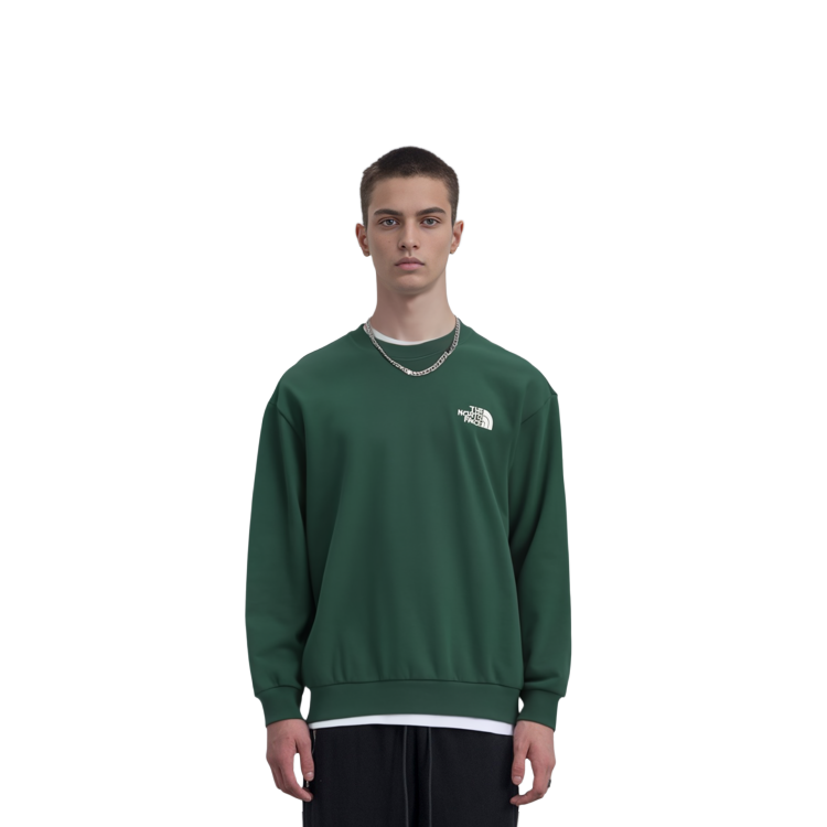 Shop The North Face 綠色徽標印花圓領套頭衫 NM5MN90E