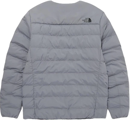 The North Face Jaket Abu-Abu V-Neck Lengan Panjang Katun dengan Resleting dan Logo NJ3NQ58C Lookbook The North Face Jaket Abu-Abu V-Neck Lengan Panjang Katun dengan Resleting dan Logo NJ3NQ58C