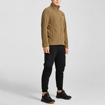 THE NORTH FACE Jaket Fleece Khaki dengan Logo Sulaman. NF0A5AUY-PLX Lookbook THE NORTH FACE Jaket Fleece Khaki dengan Logo Sulaman. NF0A5AUY-PLX