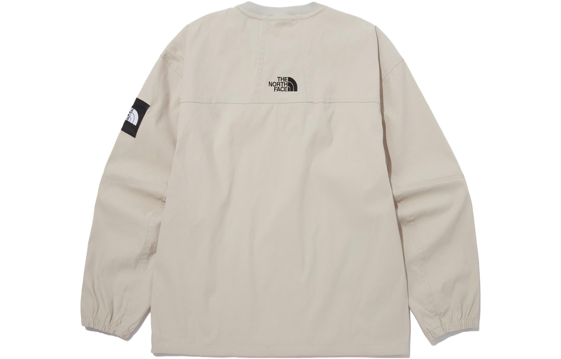 Lookbook The North Face Logo 拼接設計中性款圓領長袖衛衣 白沙色 NM5MP03L