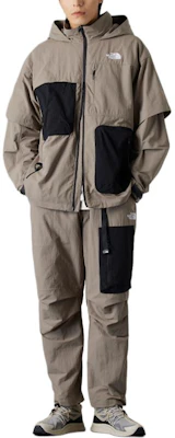 北面多口袋拼色连帽夹克 - 灰色 NF0A8A8C-1L2 Order 北面多口袋拼色连帽夹克 - 灰色 NF0A8A8C-1L2