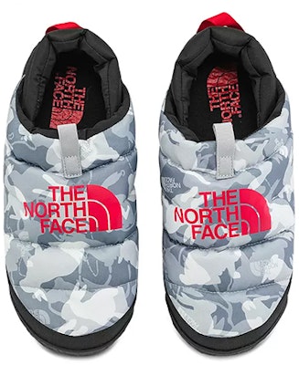 北面THE NORTH FACE Nuptse 輕便耐磨戶外功能低幫鞋 男款 淺灰色 Shop 北面THE NORTH FACE Nuptse 輕便耐磨戶外功能低幫鞋 男款 淺灰色