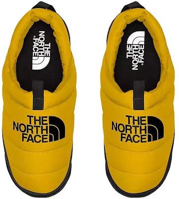 The North Face Nuptse Mule 'Summit Gold Black' Lelaki Perempuan Kasut Emas Hitam. NF0A5G2F-ZU3 Lookbook The North Face Nuptse Mule 'Summit Gold Black' Lelaki Perempuan Kasut Emas Hitam. NF0A5G2F-ZU3