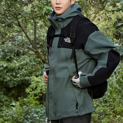 THE NORTH FACE 戶外防水拼色連帽外套 男女款 NJ2HM09B Purchase THE NORTH FACE 戶外防水拼色連帽外套 男女款 NJ2HM09B