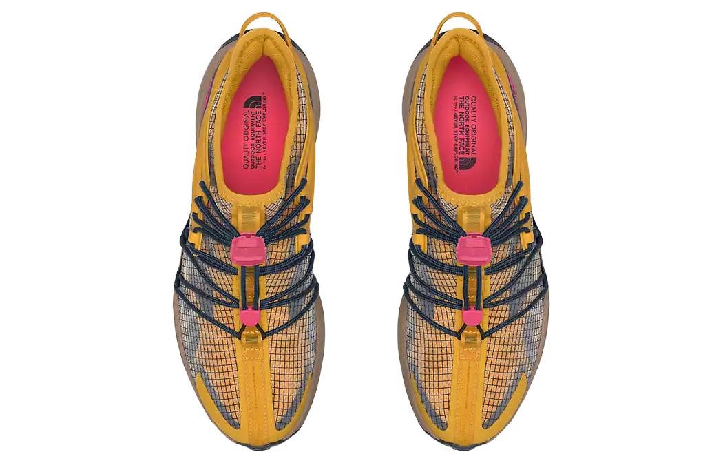 Lookbook ノースフェイス オクセイ ランニングシューズ（サミットゴールド） 7W5U-IIH