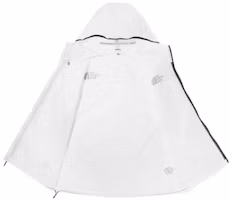 Shop The North Face Jaket Berhudang Tahan Angin & Air Boleh Lipat Putih NF0A5J7C-FN4