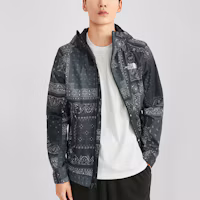 Shop The North Face Chaqueta Impermeable Softshell Estampado Paisley - Negro NF0A7QPN-LJ7