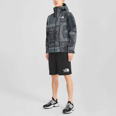 노스페이스 페이즐리 방수 소프트쉘 재킷 - 블랙 NF0A7QPN-LJ7 Sizing 노스페이스 페이즐리 방수 소프트쉘 재킷 - 블랙 NF0A7QPN-LJ7