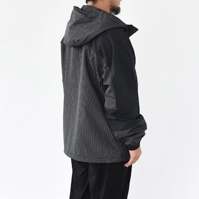 ザ・ノース・フェイス パープルレーベル マウンテンウィンドパーカ ブラック ユニセックスフーディ NP2951N-K Lookbook ザ・ノース・フェイス パープルレーベル マウンテンウィンドパーカ ブラック ユニセックスフーディ NP2951N-K