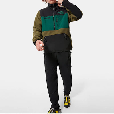 The North Face Retro Fleece Half-Zip Pullover Unisex - Abu-Abu/Hijau. NF0A4QYQ-SH2 Lookbook The North Face Retro Fleece Half-Zip Pullover Unisex - Abu-Abu/Hijau. NF0A4QYQ-SH2