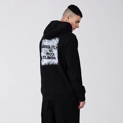 The North Face 復古風格男女款長袖上衣 NF0A5JUO-JK3 Shop The North Face 復古風格男女款長袖上衣 NF0A5JUO-JK3