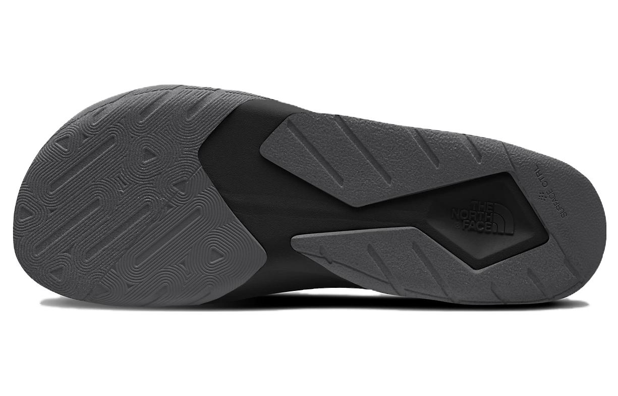 Shop 北面 Skeena 运动凉鞋 '黑色' 5JC6-KT0