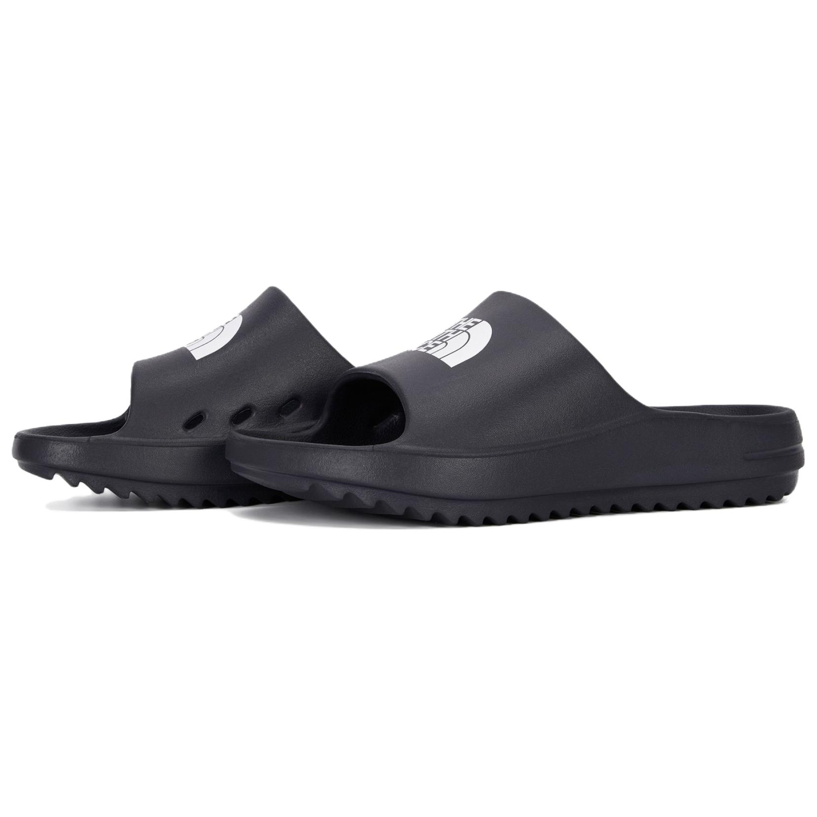 Shop The North Face Sandalia ''Negra'' NS92Q03L