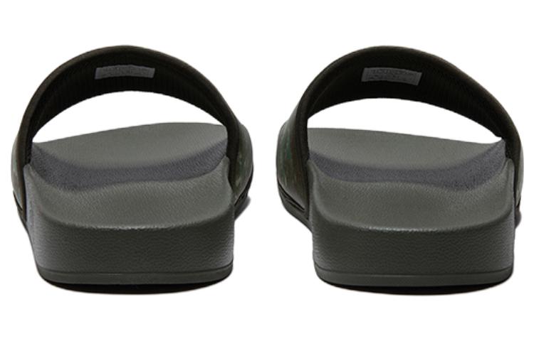 Lookbook 北面拖鞋 '多功能舒适绿' NF0A4T2RIYL-080