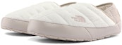 Lookbook The North Face Thermoball Traction Denali V Mules 'Putih Kelabu Gardenia' NF0A7W4L-32F