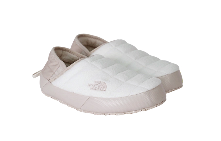 Shop 北面Thermoball Traction Denali V拖鞋‘花园白灰’ NF0A7W4L-32F