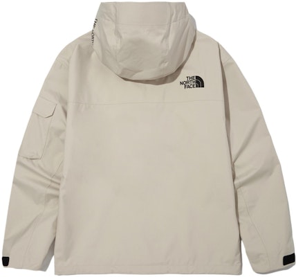 ザ・ノース・フェイス ソリッドカラー フーデッド ボンバージャケット カーキ NJ2HN05B Lookbook ザ・ノース・フェイス ソリッドカラー フーデッド ボンバージャケット カーキ NJ2HN05B