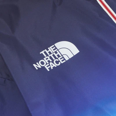 北面韩国队Reston复古渐变防水夹克白色 OJ3BQ05A Sizing 北面韩国队Reston复古渐变防水夹克白色 OJ3BQ05A