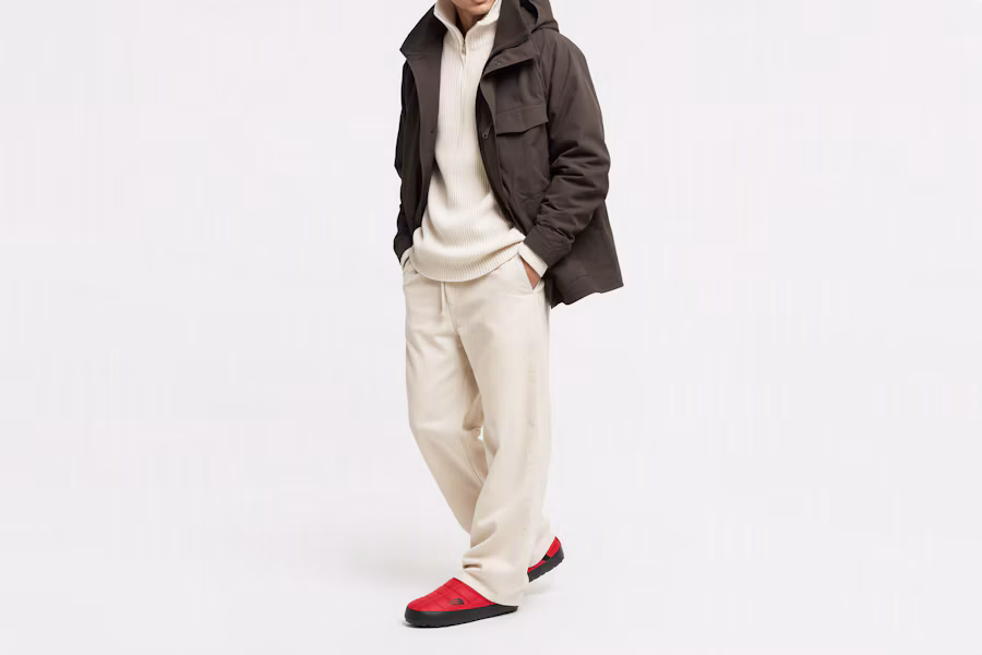 The North Face Thermoball Traction Mule 5 ''Rosso Nero'' NF0A3UZNKZ3 Order The North Face Thermoball Traction Mule 5 ''Rosso Nero'' NF0A3UZNKZ3