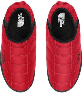 Lookbook The North Face Thermoball Traction Mule 5 ''Rosso Nero'' NF0A3UZNKZ3