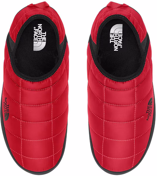 The North Face Thermoball Traction Mule 5 ''Rosso Nero'' NF0A3UZNKZ3 Lookbook The North Face Thermoball Traction Mule 5 ''Rosso Nero'' NF0A3UZNKZ3