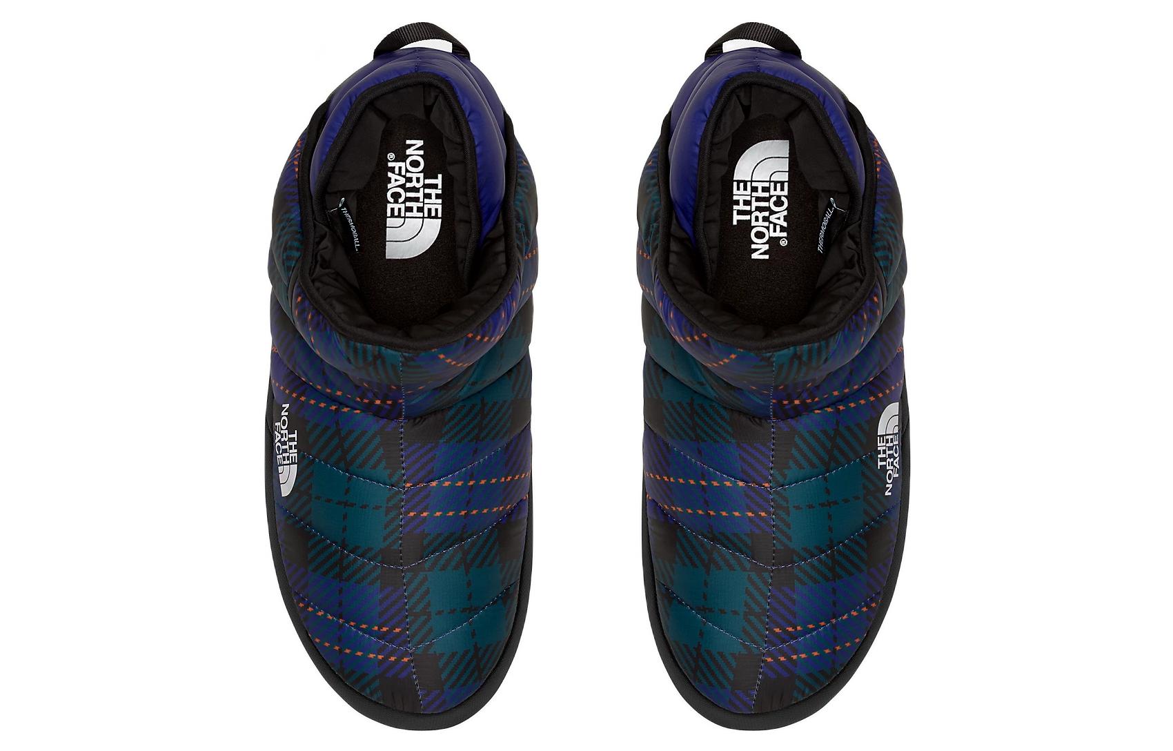 Lookbook The North Face ThermoBall Traction Mule 'Black Green Purple' NF0A3MKH-9Y5
