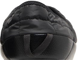 The North Face Thermoball Traction Mule 'Hitam Putih' NF0A3UZNKY41 Sizing The North Face Thermoball Traction Mule 'Hitam Putih' NF0A3UZNKY41