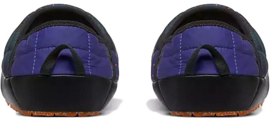 The North Face Thermoball Mule V 'Verde Ponderosa Cuadro Icono Azul Lapis' NF0A3UZN-9Y5 Lookbook The North Face Thermoball Mule V 'Verde Ponderosa Cuadro Icono Azul Lapis' NF0A3UZN-9Y5