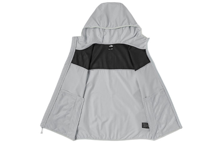 Shop Chaqueta Cortavientos con Capucha The North Face Urban Exploration Gris Hombre NF0A7WB6-5WH