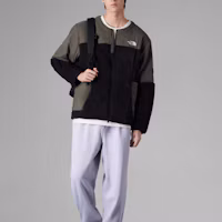 Lookbook The North Face 都會探險綠黑配色抓毛外套 圓領拉鍊設計 NF0A83PS-TY1