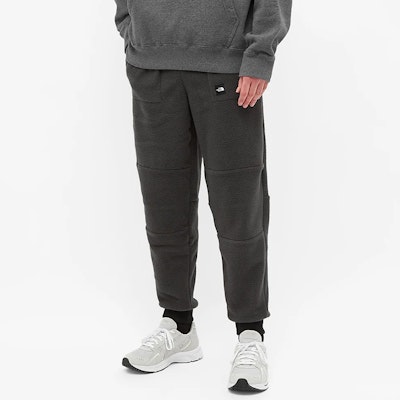 THE NORTH FACE Urban Exploration Celana Outdoor Fleece Abu-Abu. NF0A4M89-0C5 Purchase THE NORTH FACE Urban Exploration Celana Outdoor Fleece Abu-Abu. NF0A4M89-0C5