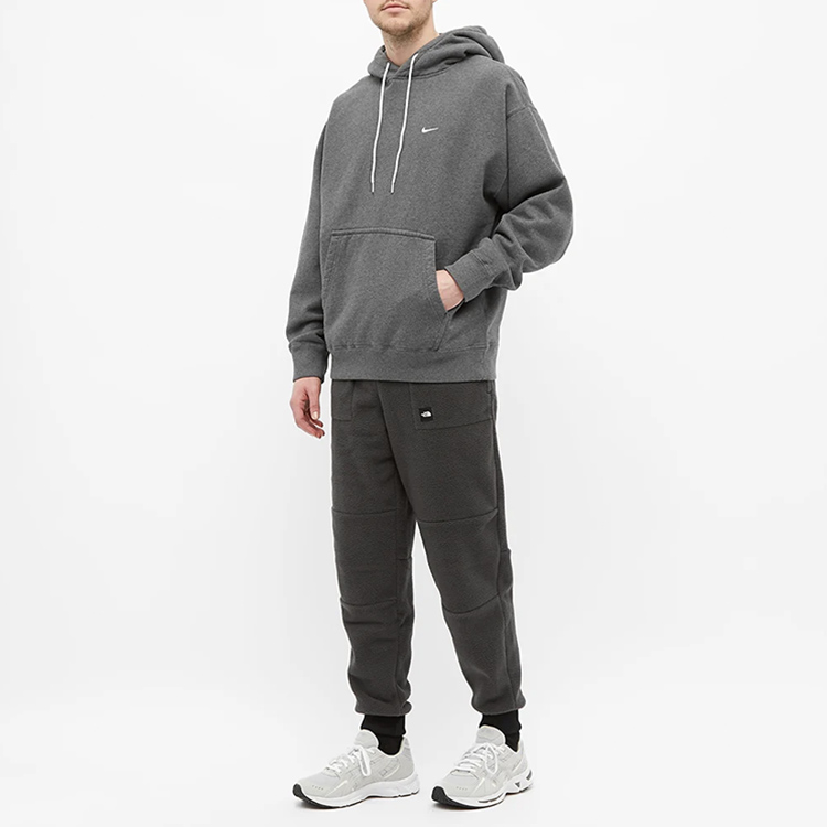 Sizing THE NORTH FACE Urban Exploration Celana Outdoor Fleece Abu-Abu. NF0A4M89-0C5